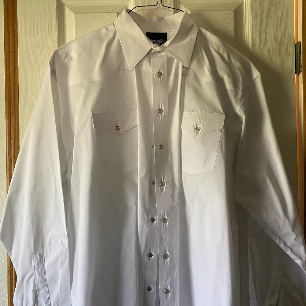 Long sleeve pearl snap white